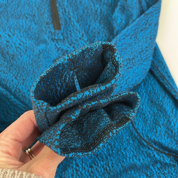 Lululemon Shocking Blue Black Rush Hour 1/2 Zip Sweater - Picture 4 of 15